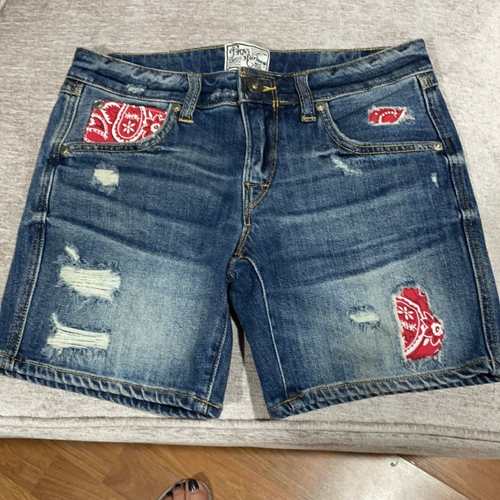 Women’s jean shorts